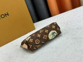 Picture of Louis Vuitton Wallets _SKUfw199524412fw